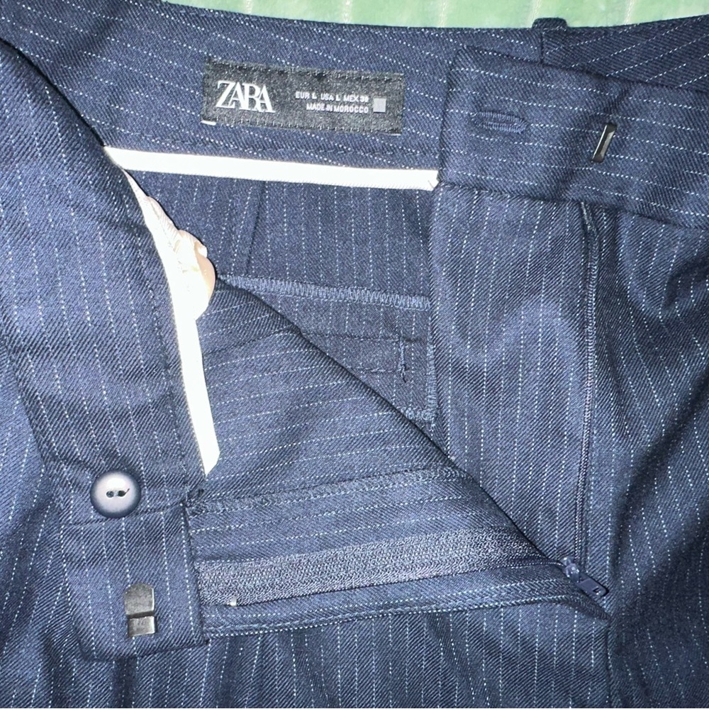 Zara - Navy Blue Pinstriped Pleated Straight Leg Pants - Picture 3 of 11